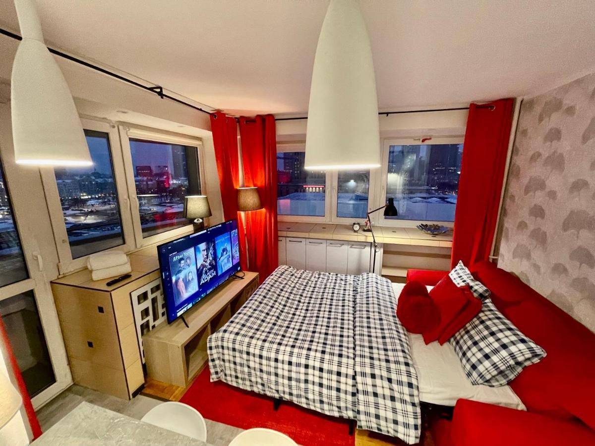 Love Metro Wifi 300Mbs 65'Tv Netflix Hbo Appletv+ Βαρσοβία Εξωτερικό φωτογραφία